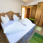 Feriengut Linortner Apartamento *