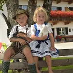 Feriengut Linortner Appartement *